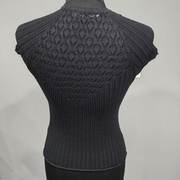 Zara Black Cap Sleeve Stretch Knit Sweater! Size Medium - Picture 8 of 10